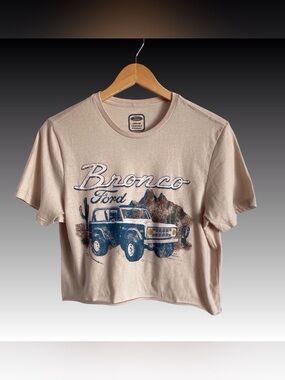 Ford Bronco Cropped Tee Vintage Style Off-Road Graphic T-Shirt Licensed Small